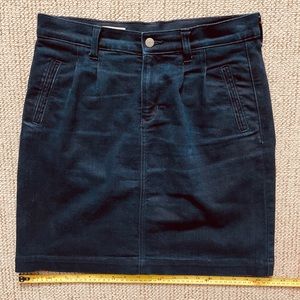 Gap 1969 size 29 Dark Denim Skirt